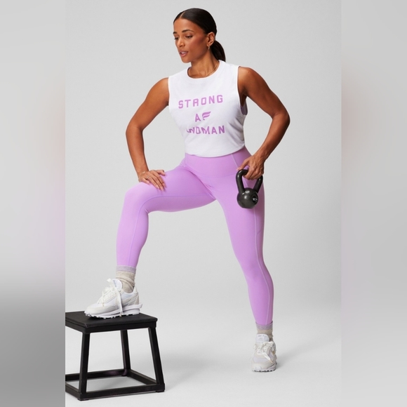 💜Fabletics International Women's Day Muscle Tank - Picture 2 of 11